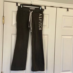 Abercrombie & Fitch low rise flare sweatpants